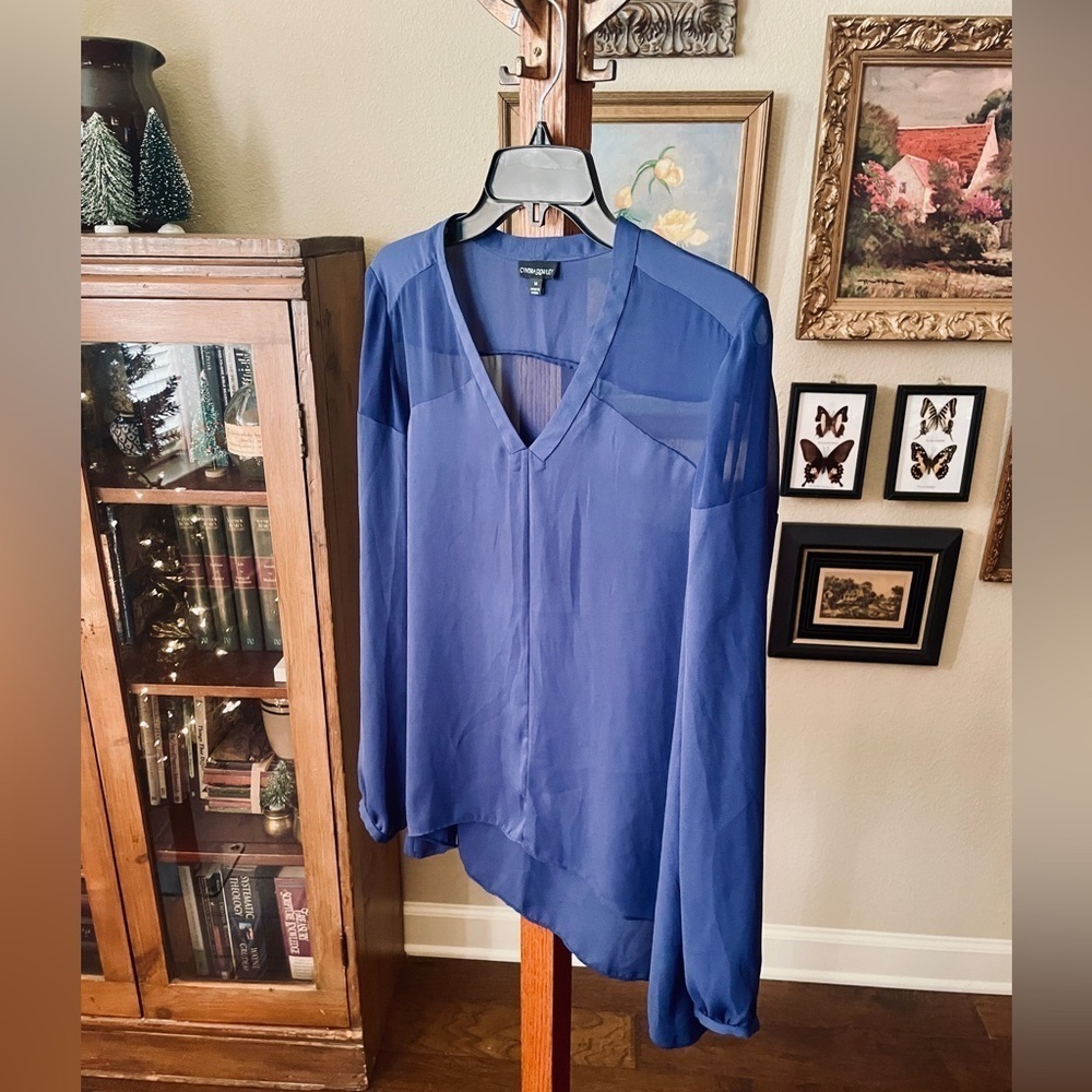 Cynthia Rowley long sleeve semi sheer hi-lo blouse v-neck SZ M navy blue - Picture 3 of 9